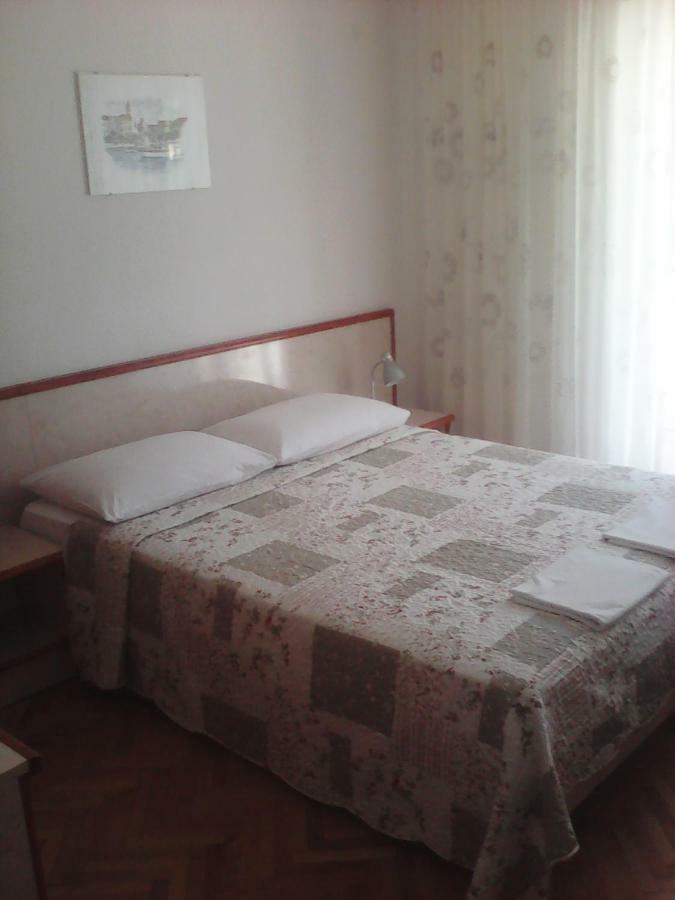 Apartmani Ivona Podgora Exterior foto